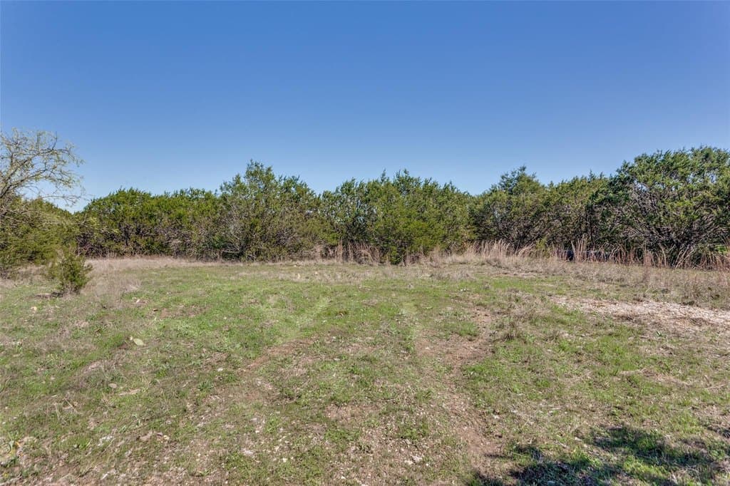 land for sale at 9116 Hilltop Dr Cleburne 76033 - $105,000