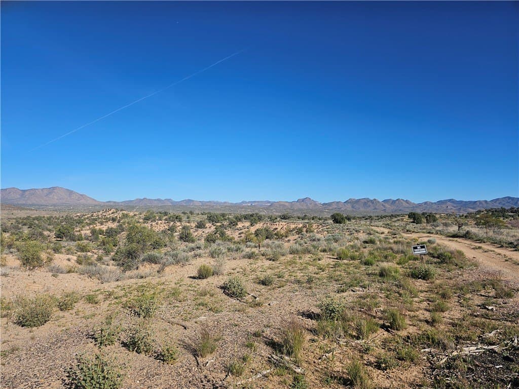 land for sale at E Silver Dr Kingman 86401 - $38,000