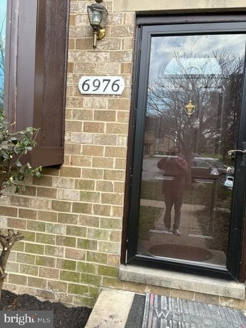 3 bedroom townhouse for sale at 6976 Knighthood Ln Columbia 21045 - $370,000
