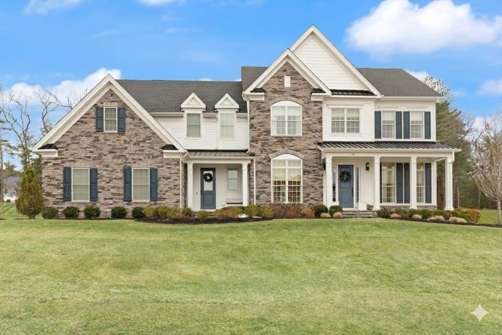 4 bedroom house for sale at 65 Foundry Ln Canton - $2,249,900