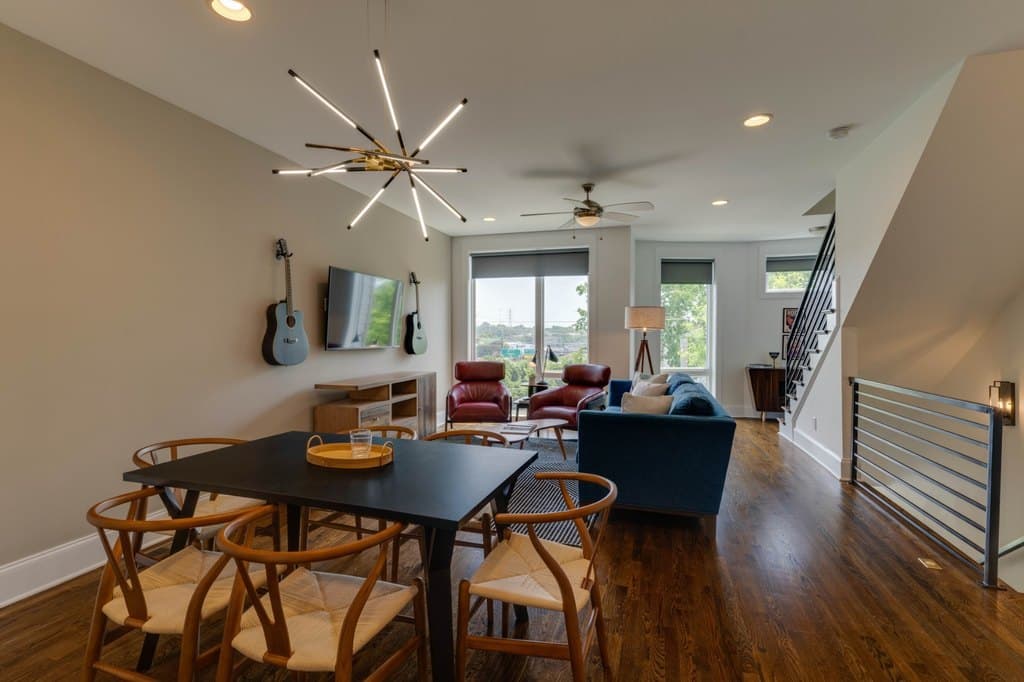 2 bedroom townhouse for sale at 2707 Biloxi Ave Berry Hill - $539,500