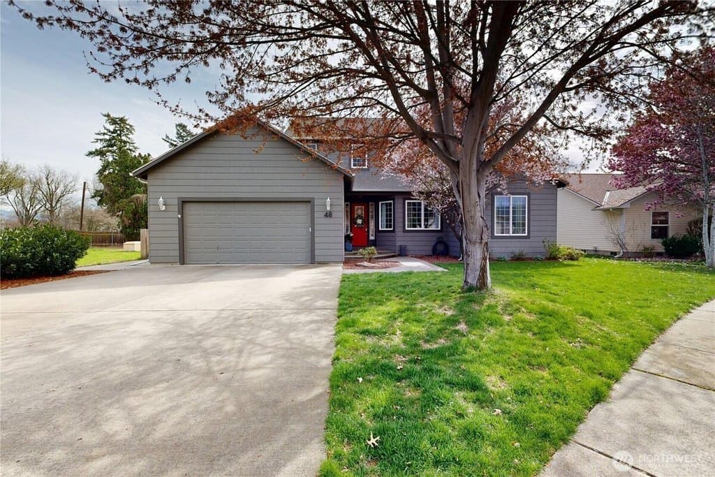 4 bedroom house for sale at 48 Parkwood Cir Walla Walla 99362 - $659,000