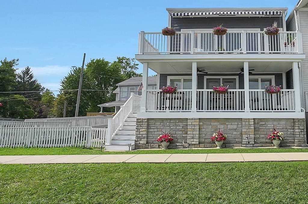 3 bedroom house for sale at 48 Rosebraugh Cir E Buckeye Lake - $839,900