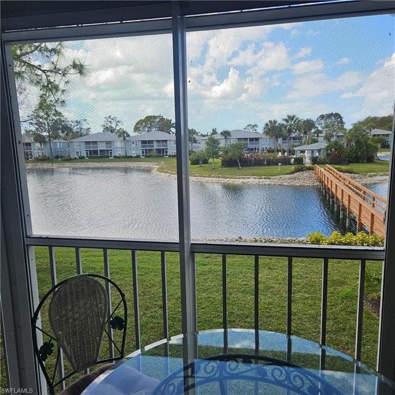 2 bedroom condo for sale at 915 New Waterford Dr Unit H202 Berkshire Lakes - $289,900