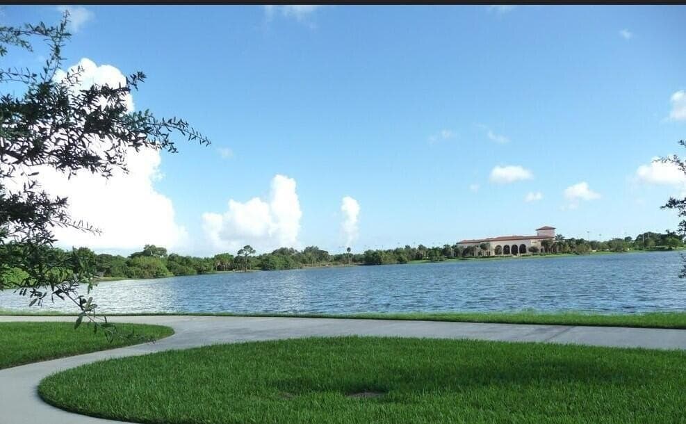 3 bedroom townhouse for sale at 4858 NW 16th Ter Boca Raton - $799,900