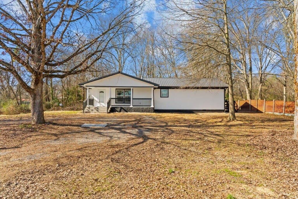 3 bedroom house for sale at 2311 1st St Dalton 30721 - $279,900