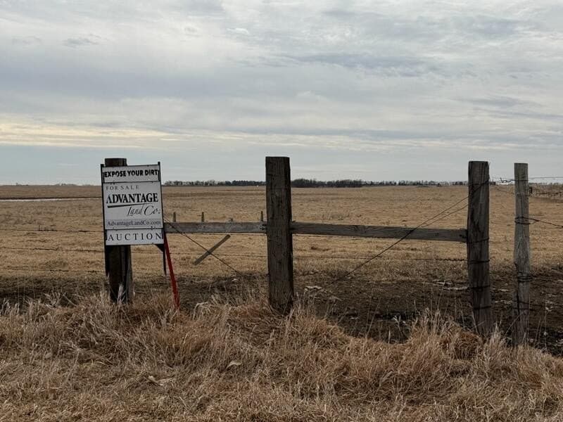 land for sale at Ne4 Sec 15 T113n_R62w Huron 57350 - $1