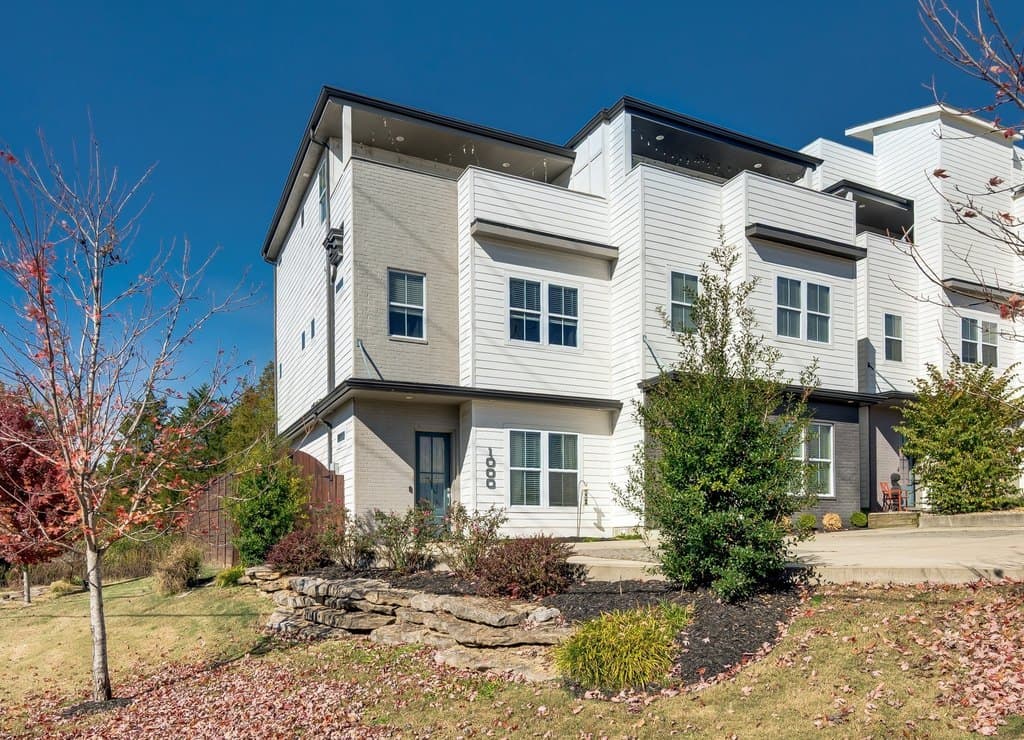 3 bedroom townhouse for sale at 1000 Free Silver Rd Nashville - $499,000