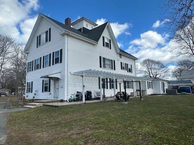 10 bedroom multi-family for sale at 218 Main St Acushnet - $979,900