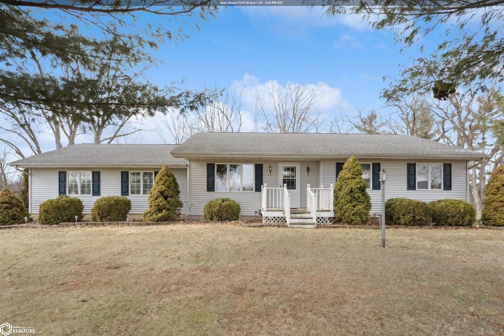 3 bedroom house for sale at 12590 148th Ave Beaverdale - $339,000