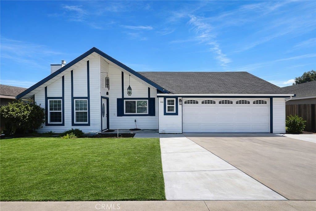 4 bedroom house for sale at 555 S Halcyon Rd Arroyo Grande 93420 - $875,000