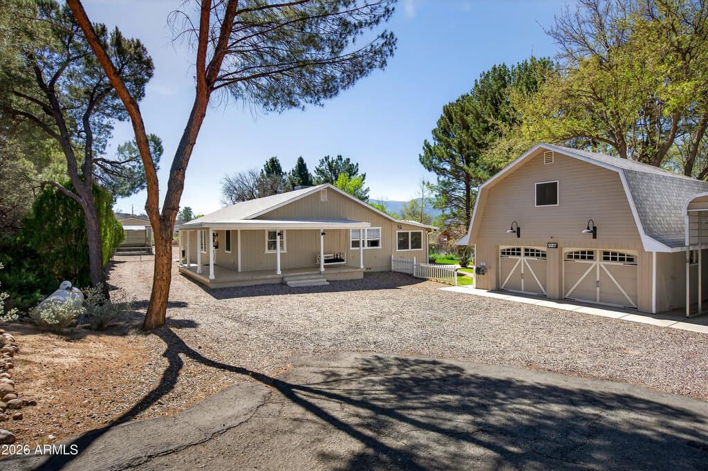 3 bedroom house for sale at 927 W Apache Trl Camp Verde - $655,000