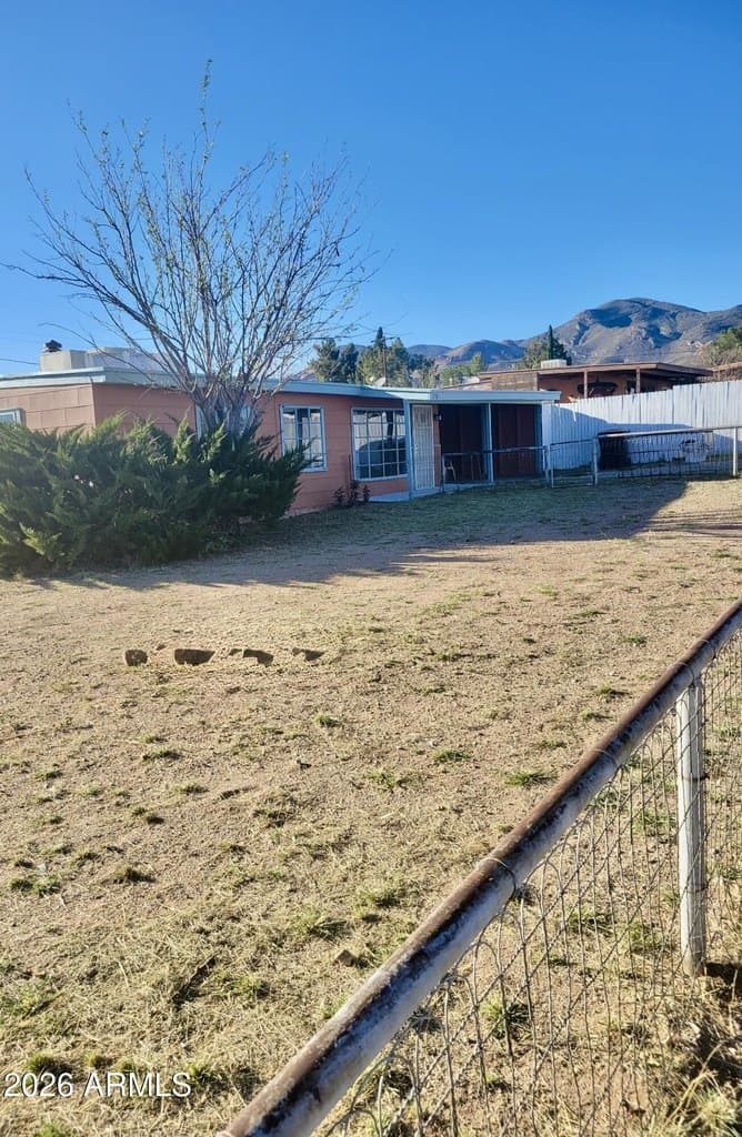 3 bedroom house for sale at 130 Cochise Dr Bisbee - $150,000