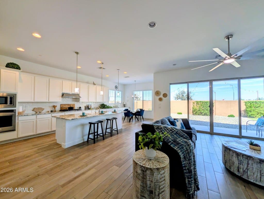 4 bedroom house for sale at 22652 E Lords Way Queen Creek 85142 - $625,000