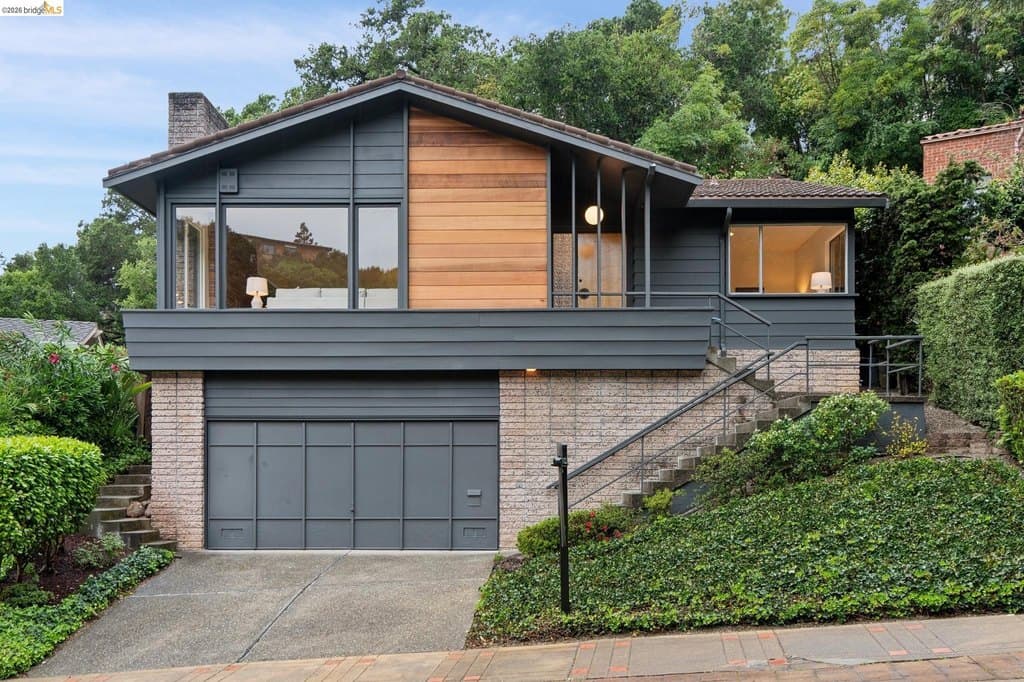 3 bedroom house for sale at 7 Cavanaugh Ct Piedmont 94610 - $1,795,000