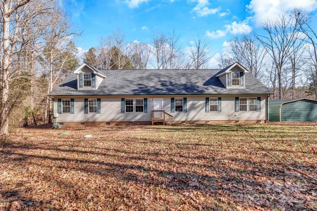 4 bedroom house for sale at 530 Ole Simpson Pl Catawba - $475,000