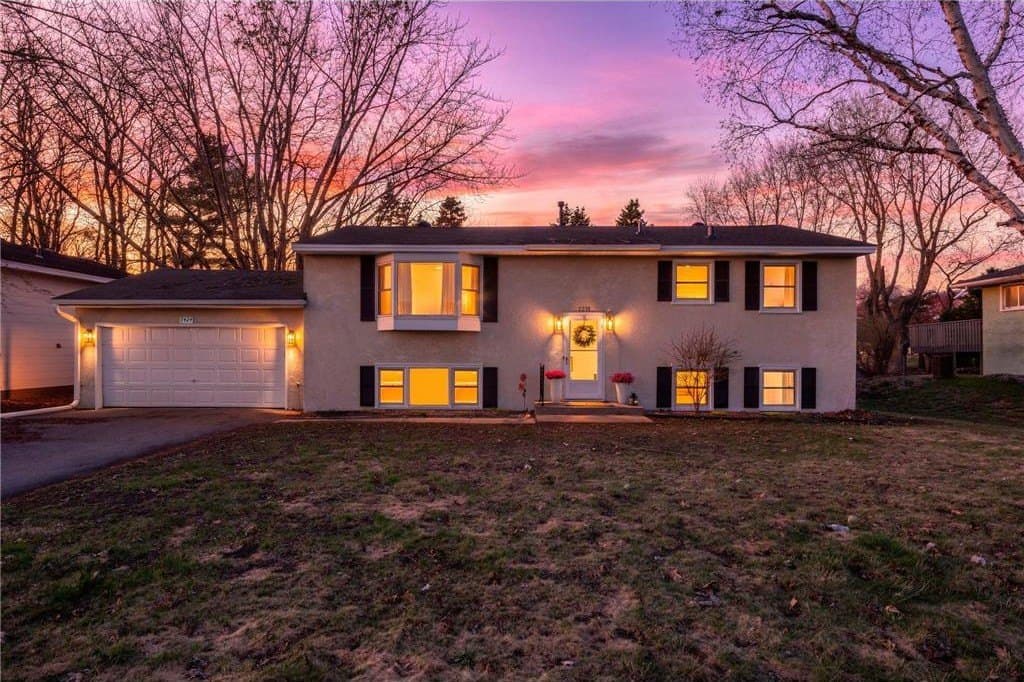 4 bedroom house for sale at 7424 Able St NE Fridley 55432 - $396,900