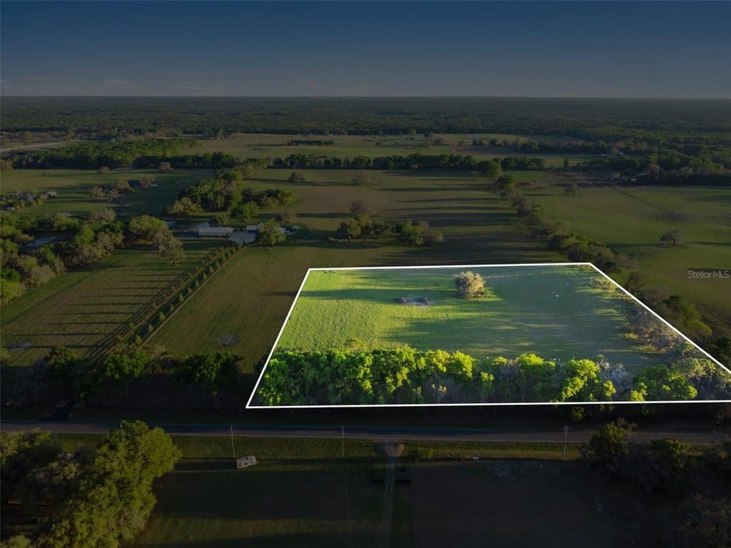 land for sale at W County Road 476 Bushnell - $550,000