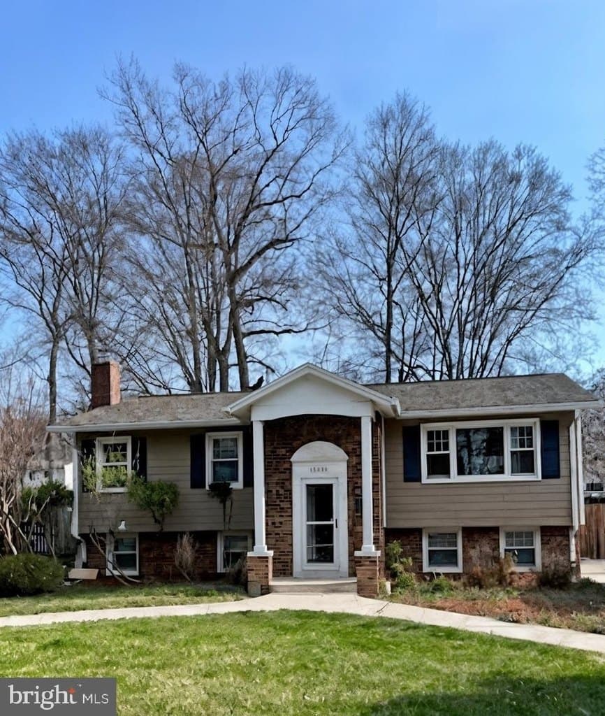 4 bedroom house for sale at 13515 Sloan St Rockville 20853 - $725,000