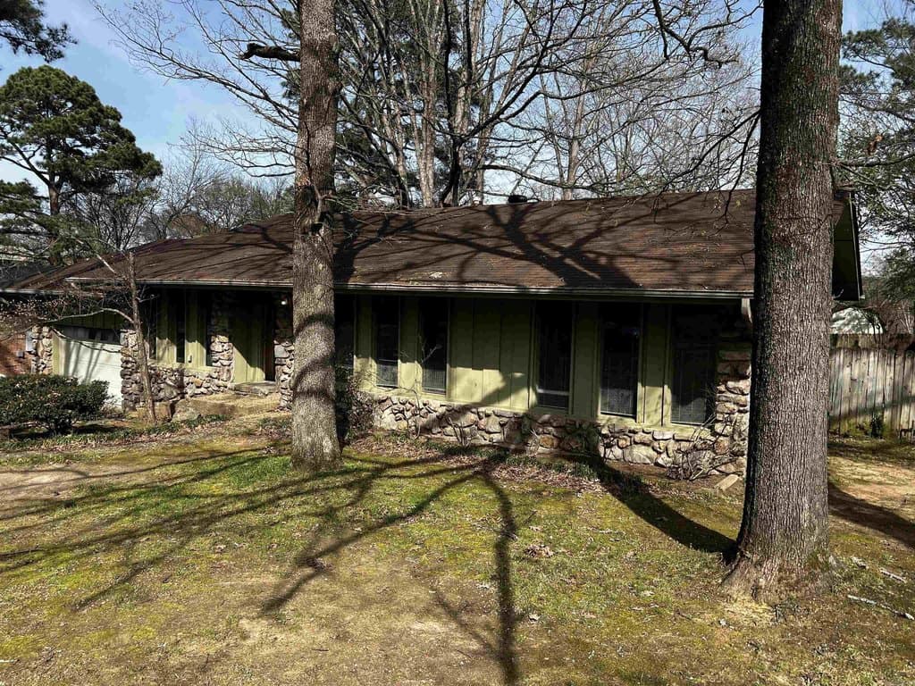 3 bedroom house for sale at 8210 Park Ave Sherwood 72120 - $169,900