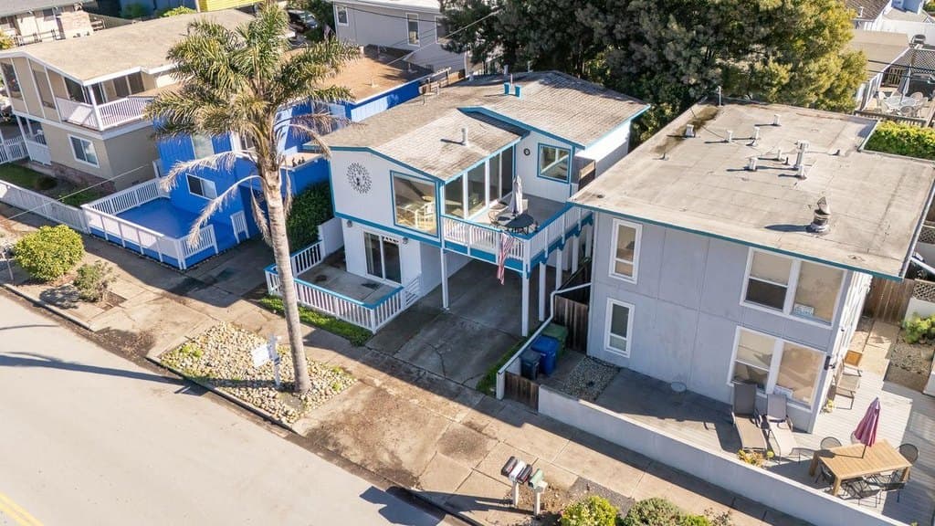 3 bedroom house for sale at 204 Aptos Beach Dr Aptos - $1,250,000