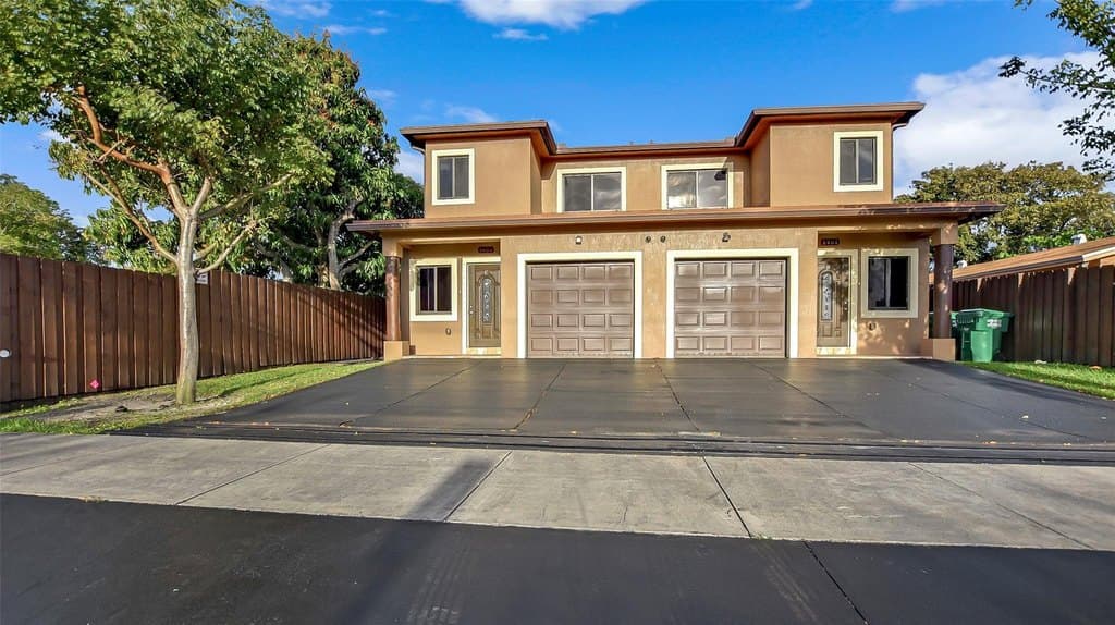4 bedroom multi-family for sale at 1461-1463 SW 40th Ter Broadview Park - $750,000