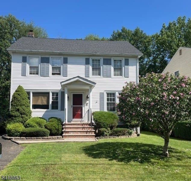 4 bedroom house for sale at 15 House Rd Morristown 07960 - $749,999