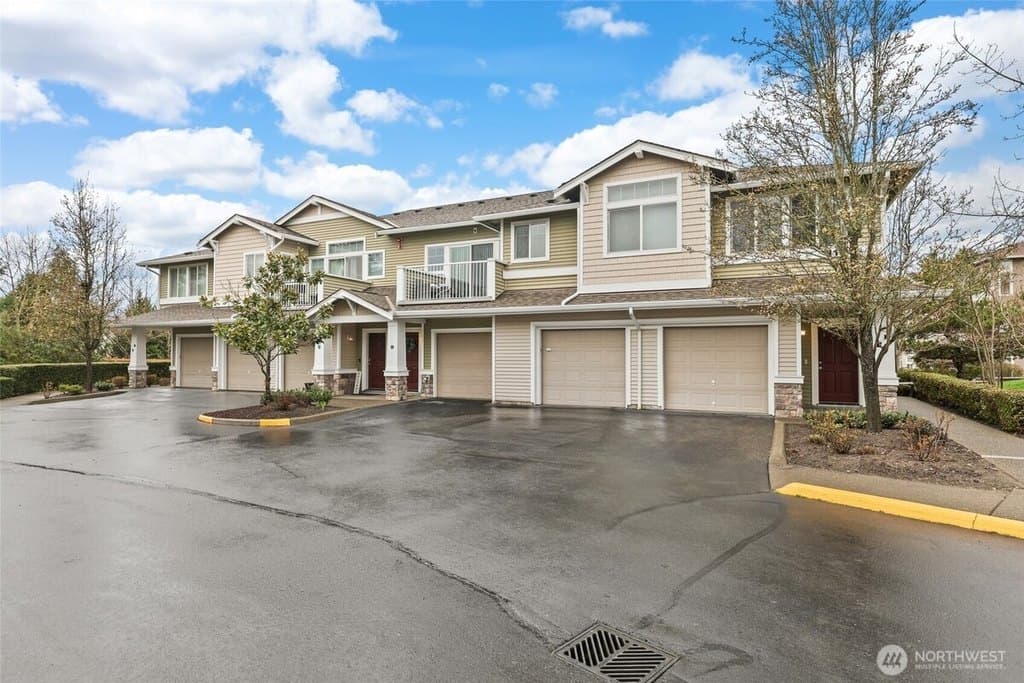 2 bedroom condo for sale at 1103 63rd St SE Unit E Auburn - $400,000