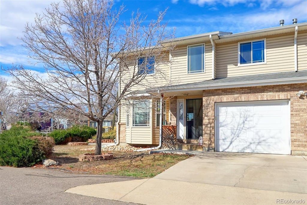 3 bedroom townhouse for sale at 2875 W 65th Pl Unit A Berkley - $375,000