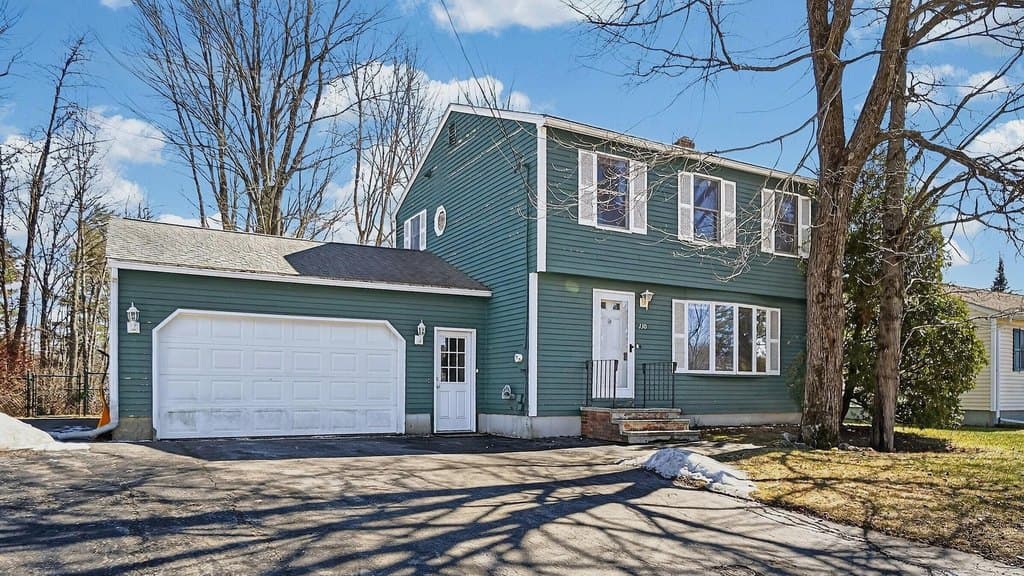 3 bedroom house for sale at 130 Lane Ave Portland 04103 - $449,900