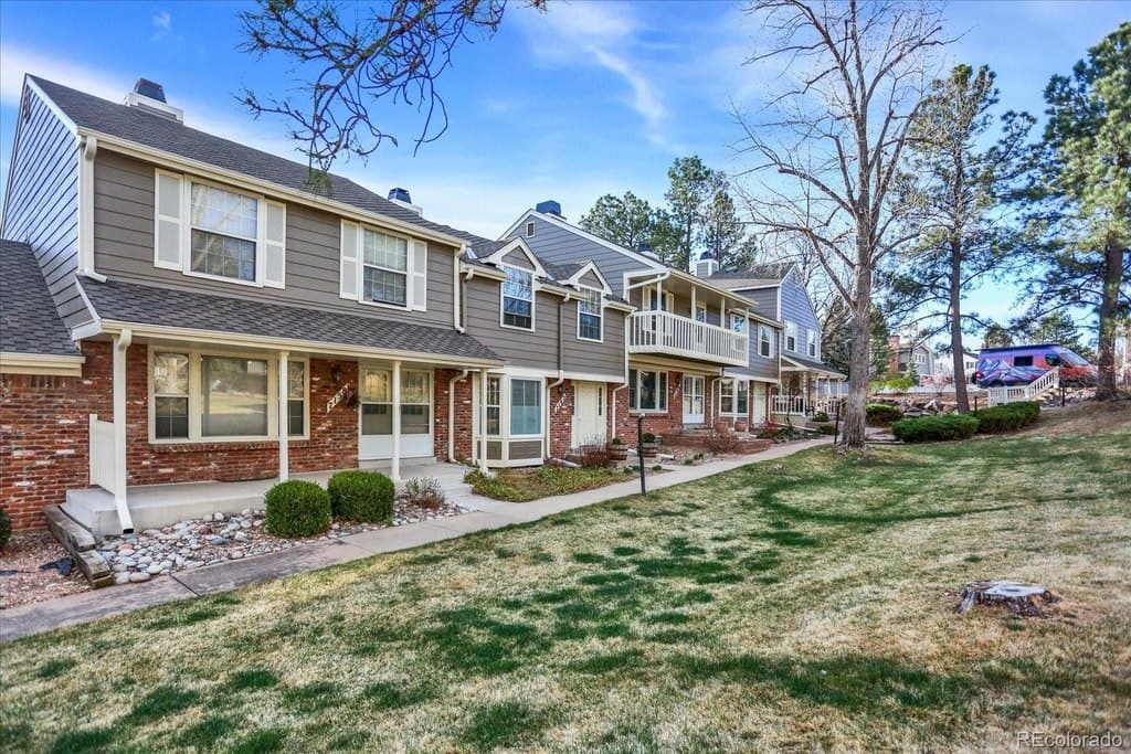 2 bedroom condo for sale at 7166 E Briarwood Dr Centennial 80112 - $525,000