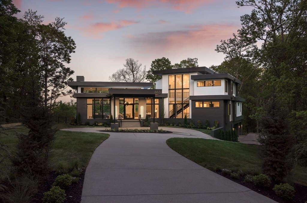 5 bedroom house for sale at 663 Hunters Trl Nashville - $4,200,000