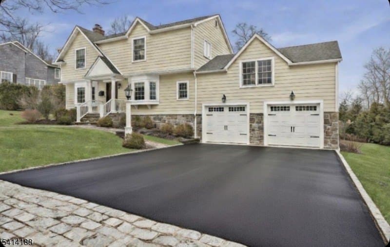 5 bedroom house for sale at 68 Knollwood Ave Madison 07940 - $1,199,000