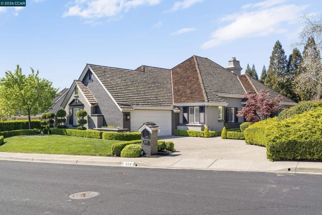 3 bedroom house for sale at 114 Golden Ridge Rd Alamo - $2,198,000