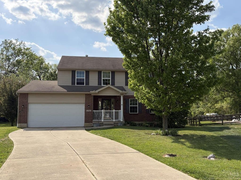 4 bedroom house for sale at 6086 Deer Crossing Ct Miami Township 45150 - $415,000
