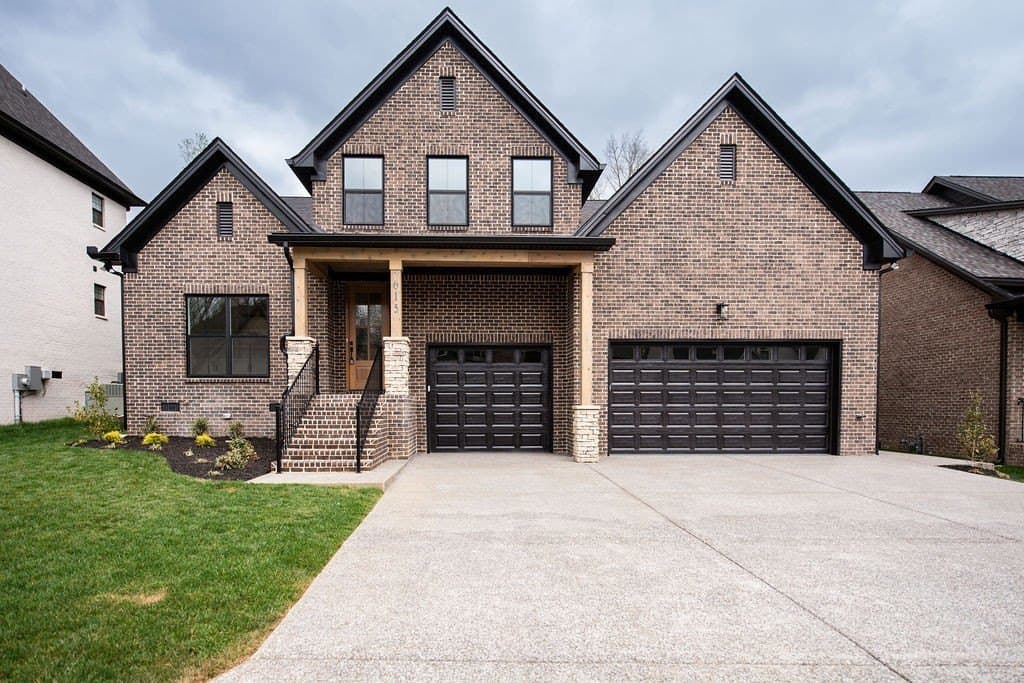 4 bedroom house for sale at 615 Hollow Wood Trl Mount Juliet 37122 - $885,900