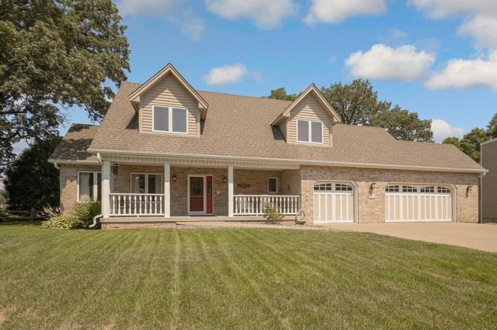 5 bedroom house for sale at 251 Revere Ln N Champlin - $725,000