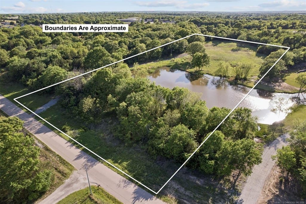 land for sale at 16855 County Road 3540 Ada - $90,000