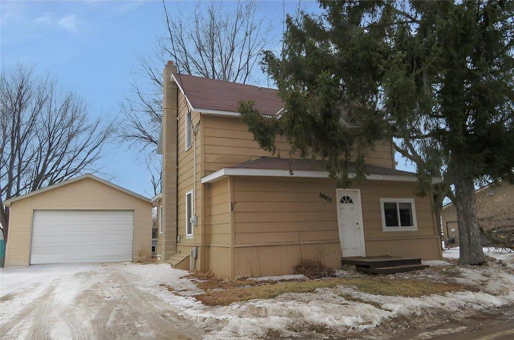 2 bedroom house for sale at 38905 County Road 153 Albany - $165,900
