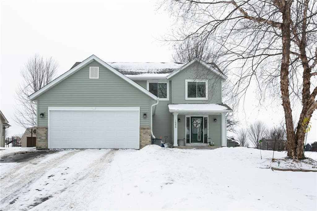 4 bedroom house for sale at 1586 Mallard Ave Baldwin - $364,900
