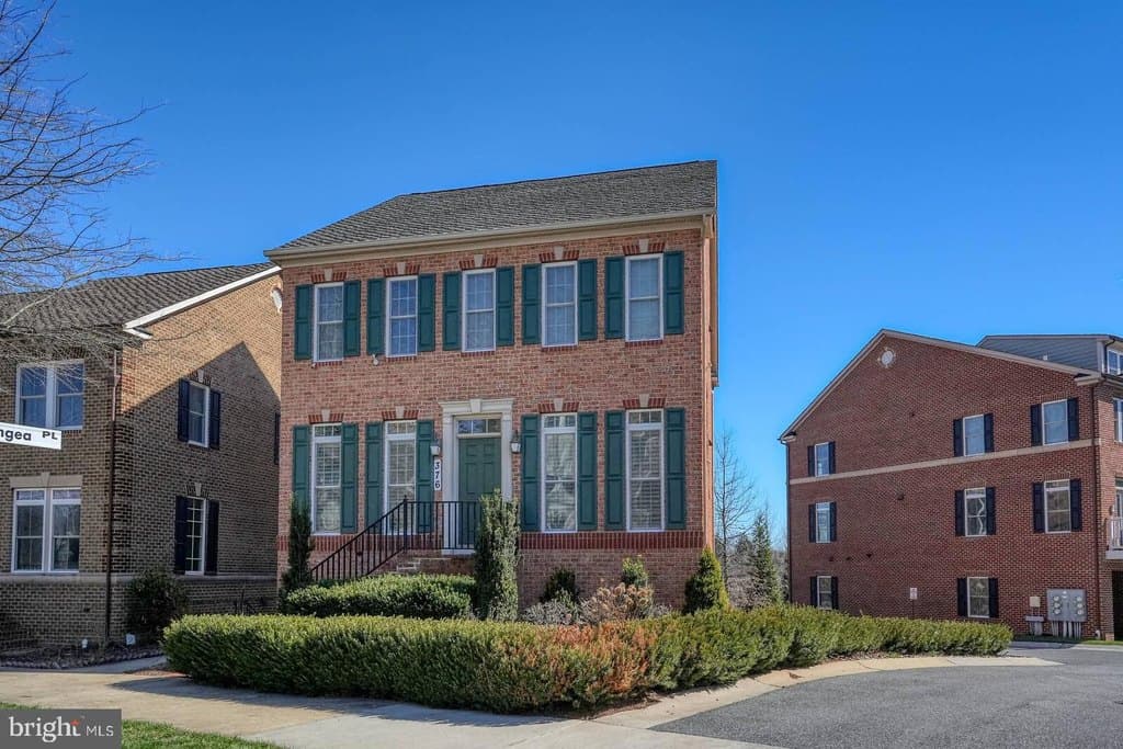 4 bedroom house for sale at 376 Parkview Ave Gaithersburg 20878 - $849,500