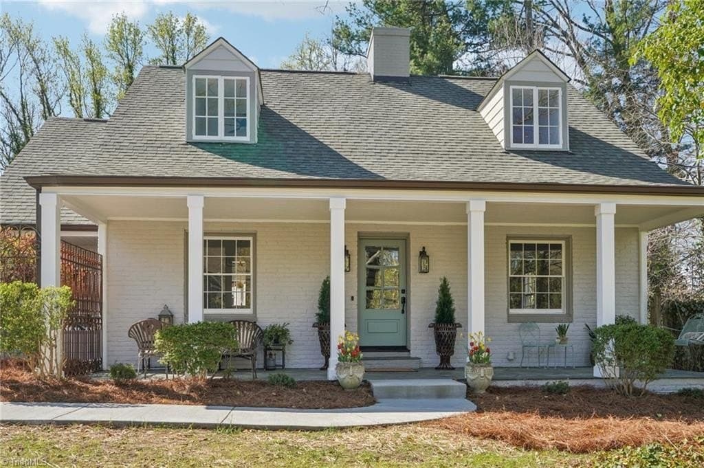 4 bedroom house for sale at 907 Sunset Dr High Point 27262 - $625,000