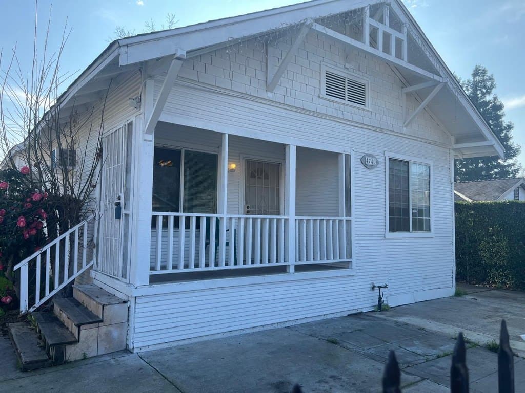 3 bedroom house for sale at 4740 14th Ave Fruitridge Pocket 95820 - $379,000