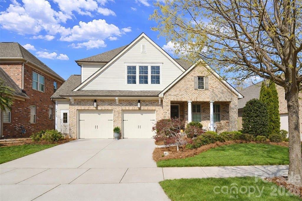 4 bedroom house for sale at 16615 Redding Park Ln Cornelius 28031 - $1,200,000