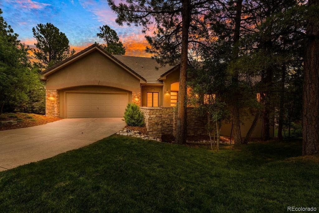 4 bedroom house for sale at 4517 Silver Cliff Ct Castle Pines Village - $1,550,000