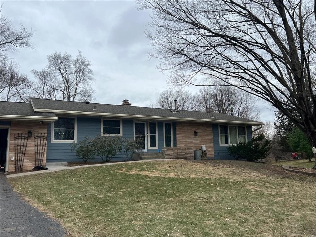 5 bedroom house for sale at 10732 James Cir Bloomington 55431 - $515,000