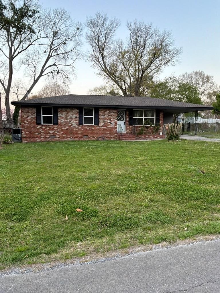 3 bedroom house for sale at 211 Tanglewood Dr NE Dalton 30721 - $235,900