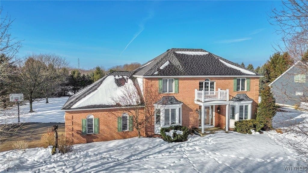 3 bedroom house for sale at 2478 Eldridge Rd Aurora - $599,900