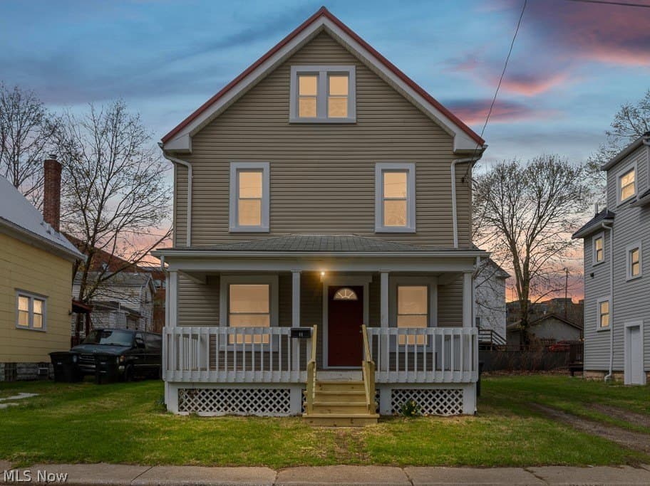 5 bedroom house for sale at 44 Agate Pl Akron - $129,000