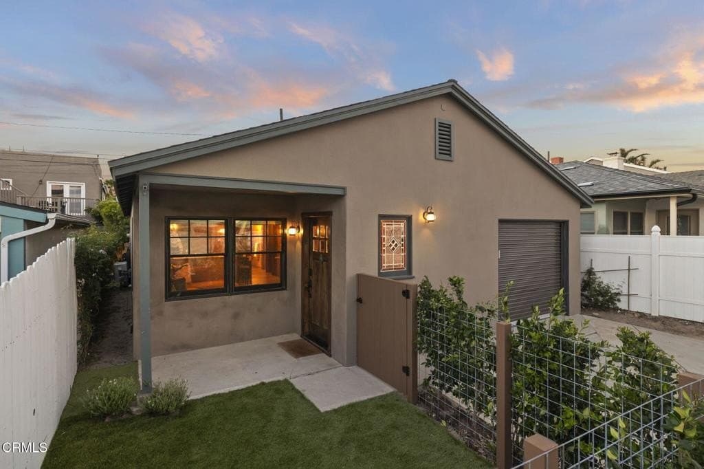3 bedroom house for sale at 117 Tujunga Ave Channel Islands Beach - $1,499,000